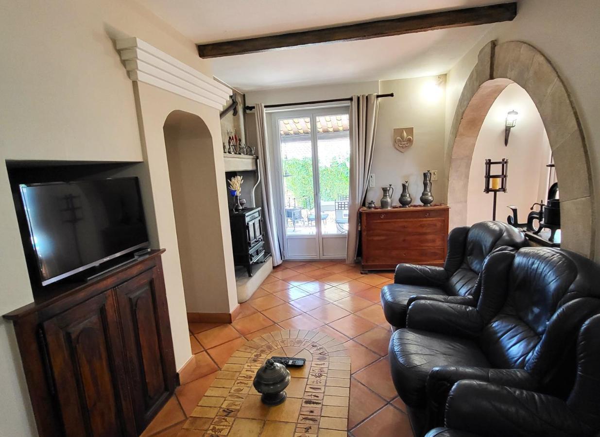 "La Massette Du Cheval Blanc" Villa De Caractere En Pierre LʼIsle-sur-la-Sorgue Exteriér fotografie