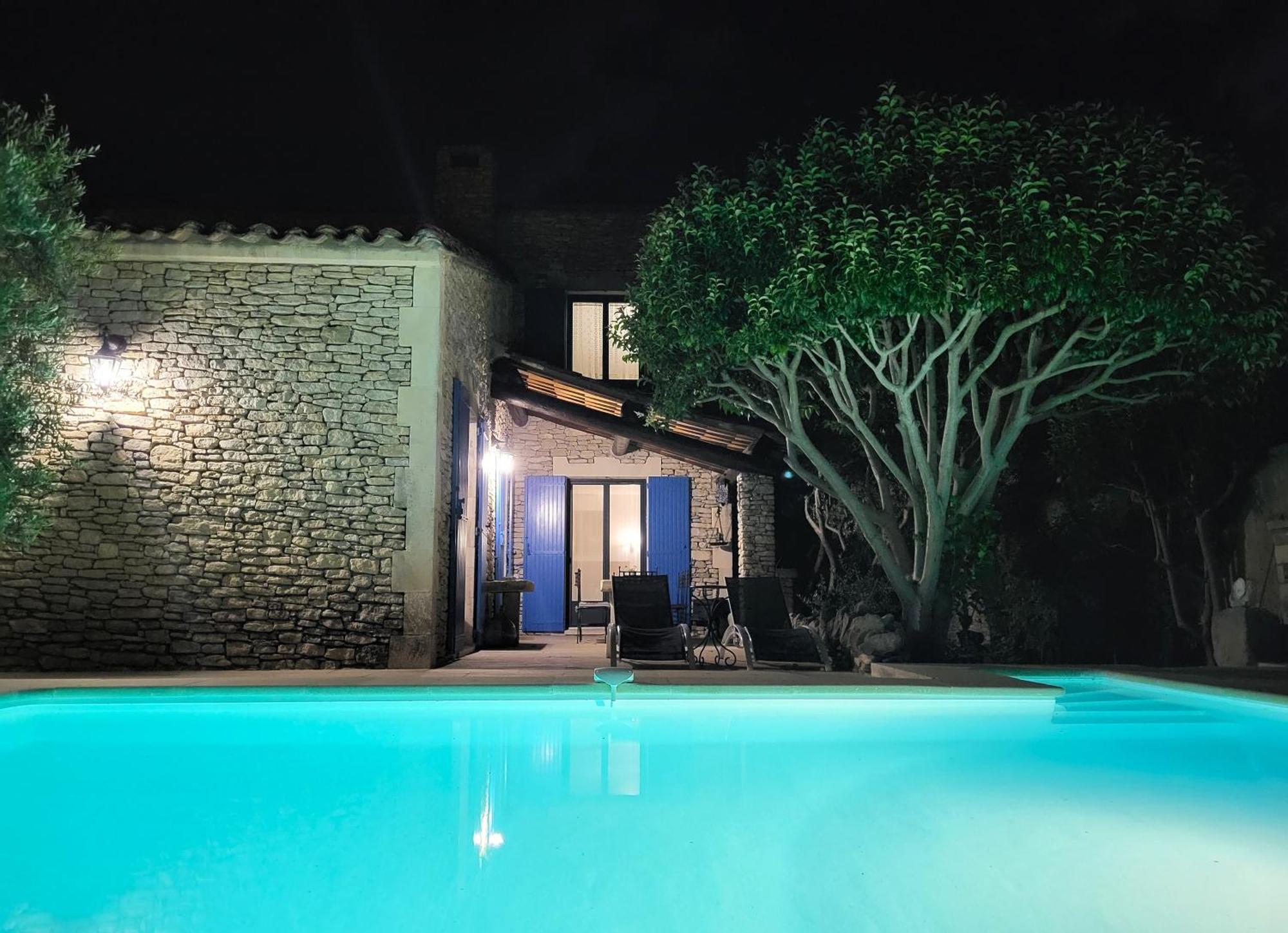 "La Massette Du Cheval Blanc" Villa De Caractere En Pierre LʼIsle-sur-la-Sorgue Exteriér fotografie